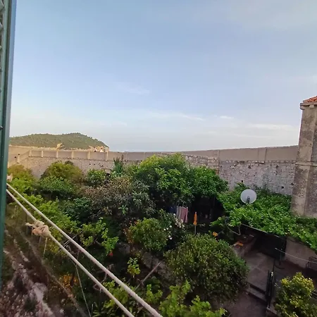 City Walls Hostel